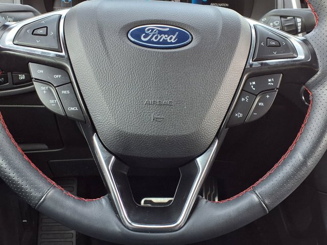 Certified 2024 Ford Edge ST-Line AWD/4WD image 14