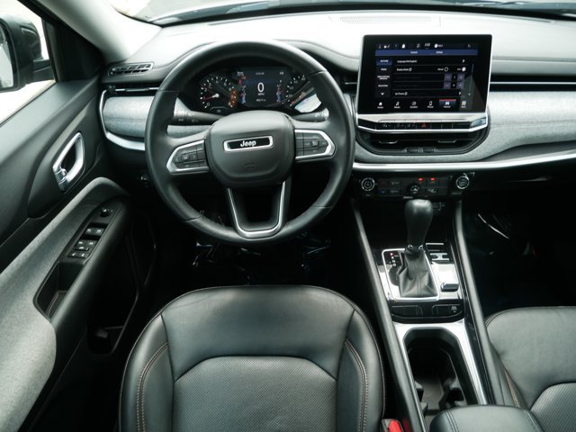 Used 2022 Jeep Compass Latitude AWD/4WD image 13