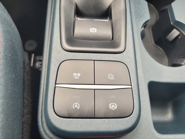 Certified 2024 Ford Maverick XLT FWD image 25