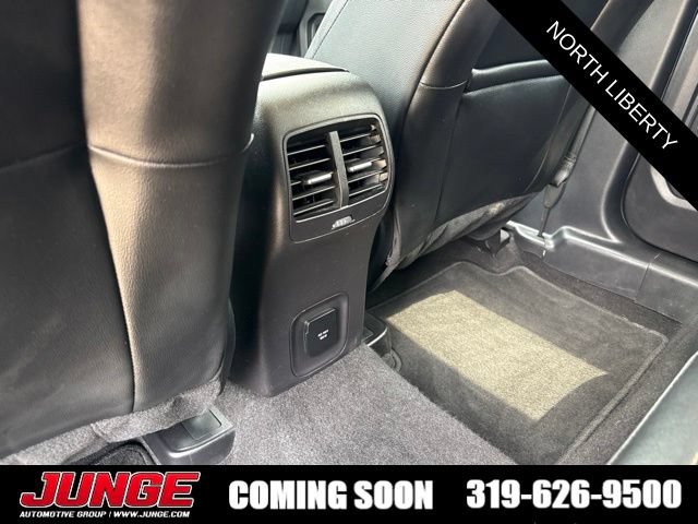 Certified 2020 Ford Escape Titanium AWD/4WD image 19