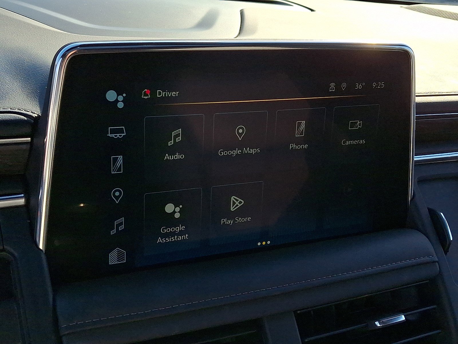 Used 2024 Chevrolet Tahoe Z71 w/ Z71 Off-Road Package image 16