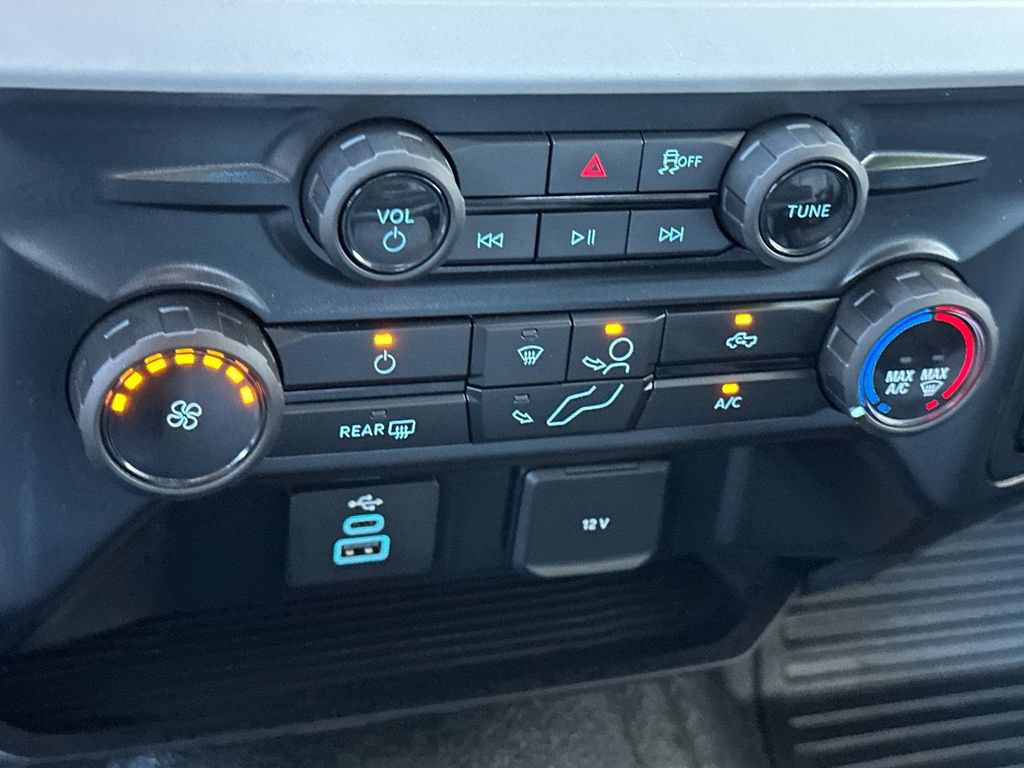 Certified 2025 Ford F350 XL w/ XL Driver Assist Package AWD/4WD image 18