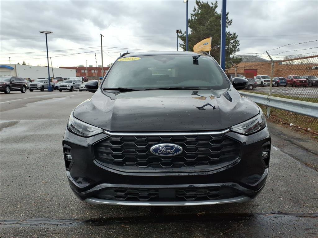 Certified 2023 Ford Escape ST-Line Select image 6