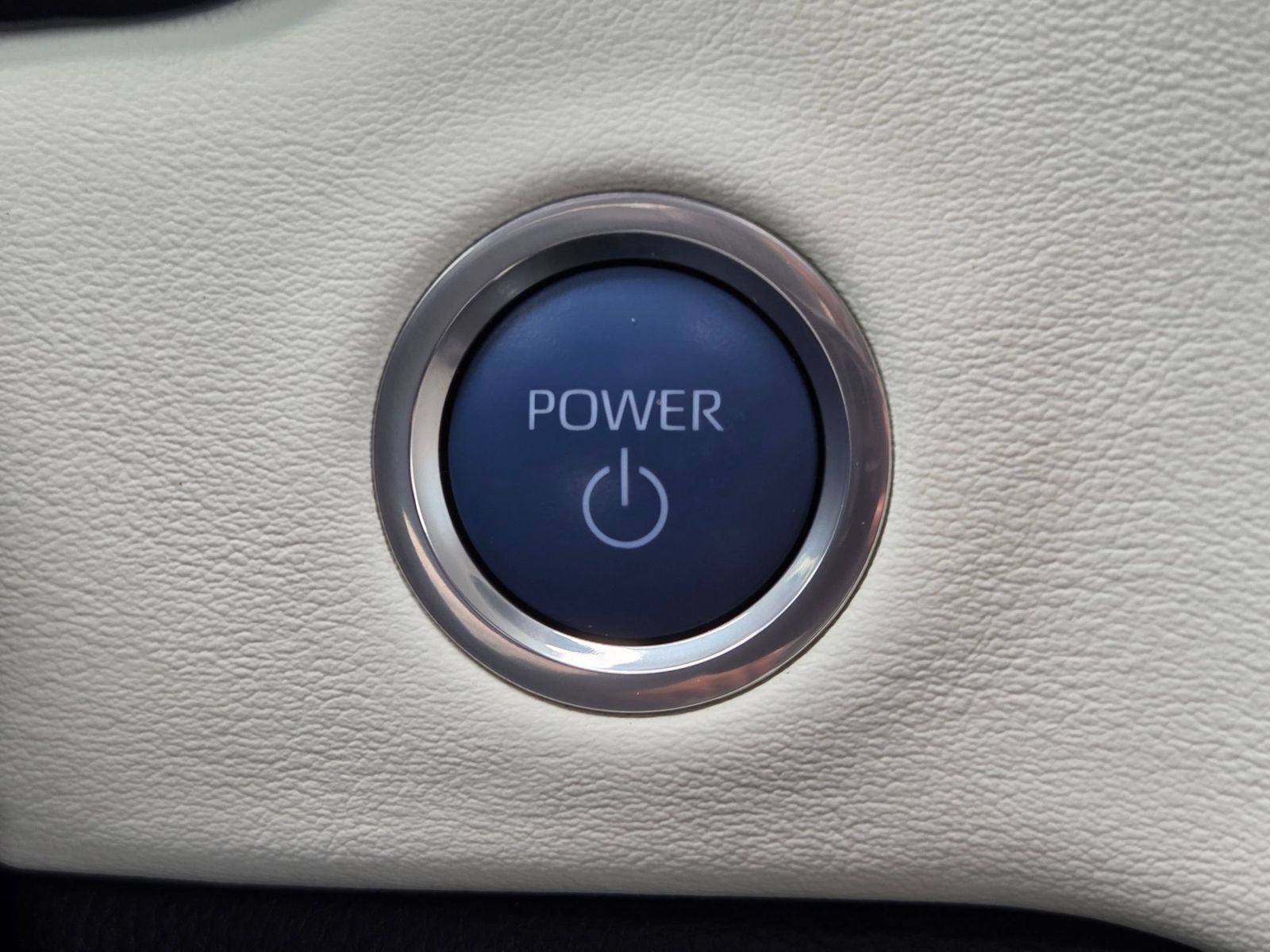 Used 2024 Toyota Sequoia Capstone AWD/4WD image 17