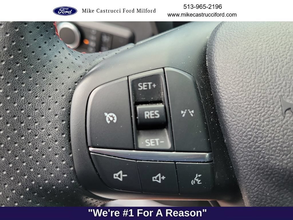 Certified 2025 Ford Escape ST-Line FWD image 13