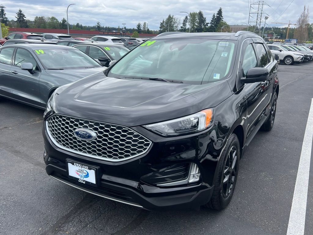 Certified 2024 Ford Edge SEL w/ Convenience Package AWD/4WD image 5