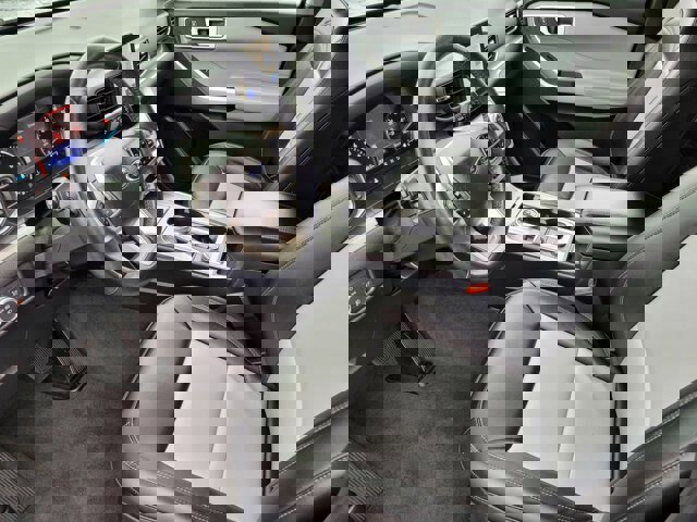 Certified 2022 Ford Explorer XLT w/ Equipment Group 202A image 15