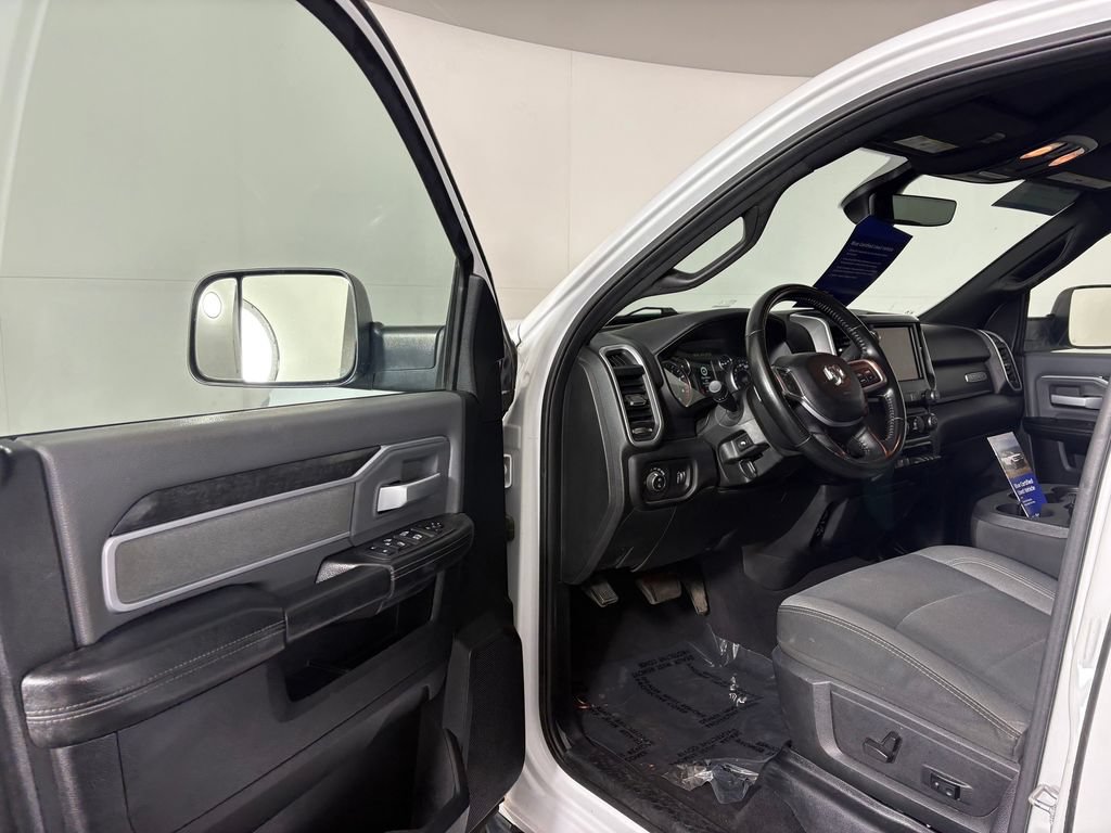 Used 2021 RAM 2500 Big Horn w/ Level 1 Equipment Group AWD/4WD image 11