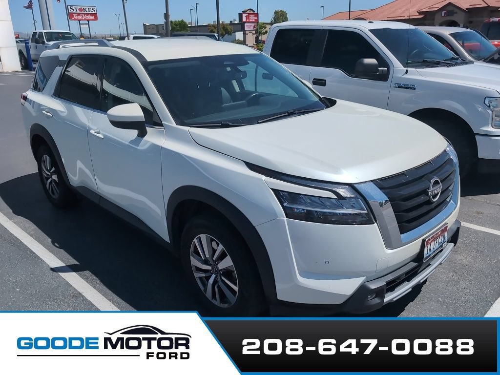 Used 2022 Nissan Pathfinder SL w/ Cargo Package