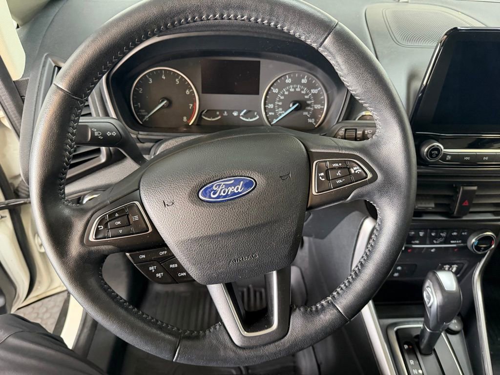 Certified 2019 Ford EcoSport SES w/ SES Black Appearance Package AWD/4WD image 16