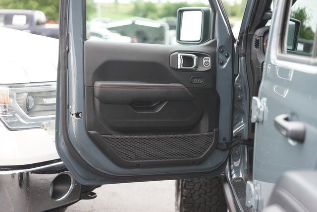 Used 2025 Jeep Wrangler Unlimited Rubicon w/ XTREMEE 35" Tire Package AWD/4WD image 30