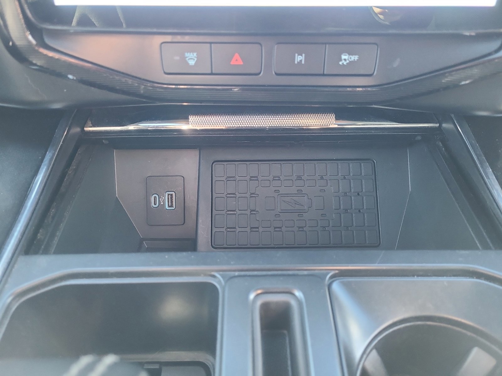 Certified 2023 Ford F150 Lightning Platinum image 31