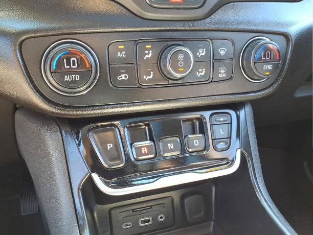 Used 2020 GMC Terrain Denali w/ LPO, Floor Liner Package AWD/4WD image 28