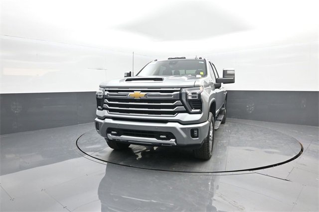 Used 2026 Chevrolet Silverado 2500 High Country w/ Technology Package image 3