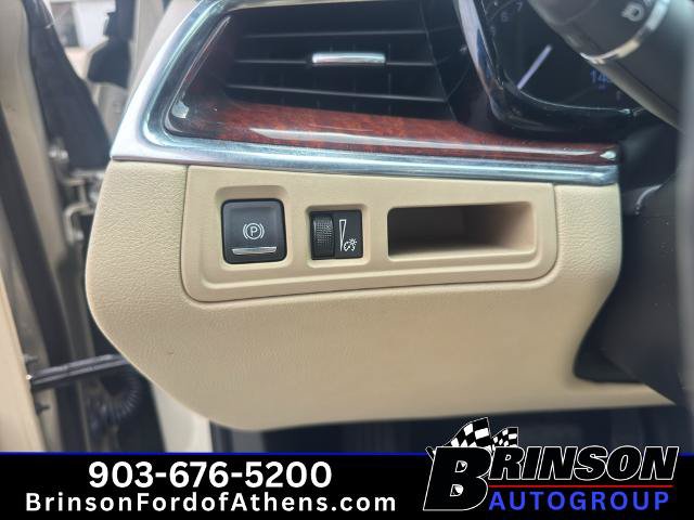 Used 2017 Cadillac XT5 Luxury w/ Driver Awareness Package FWD image 15