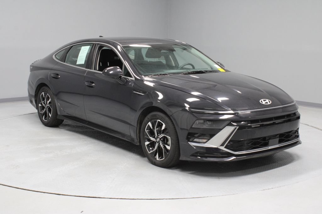 Used 2024 Hyundai Sonata SEL FWD image 1