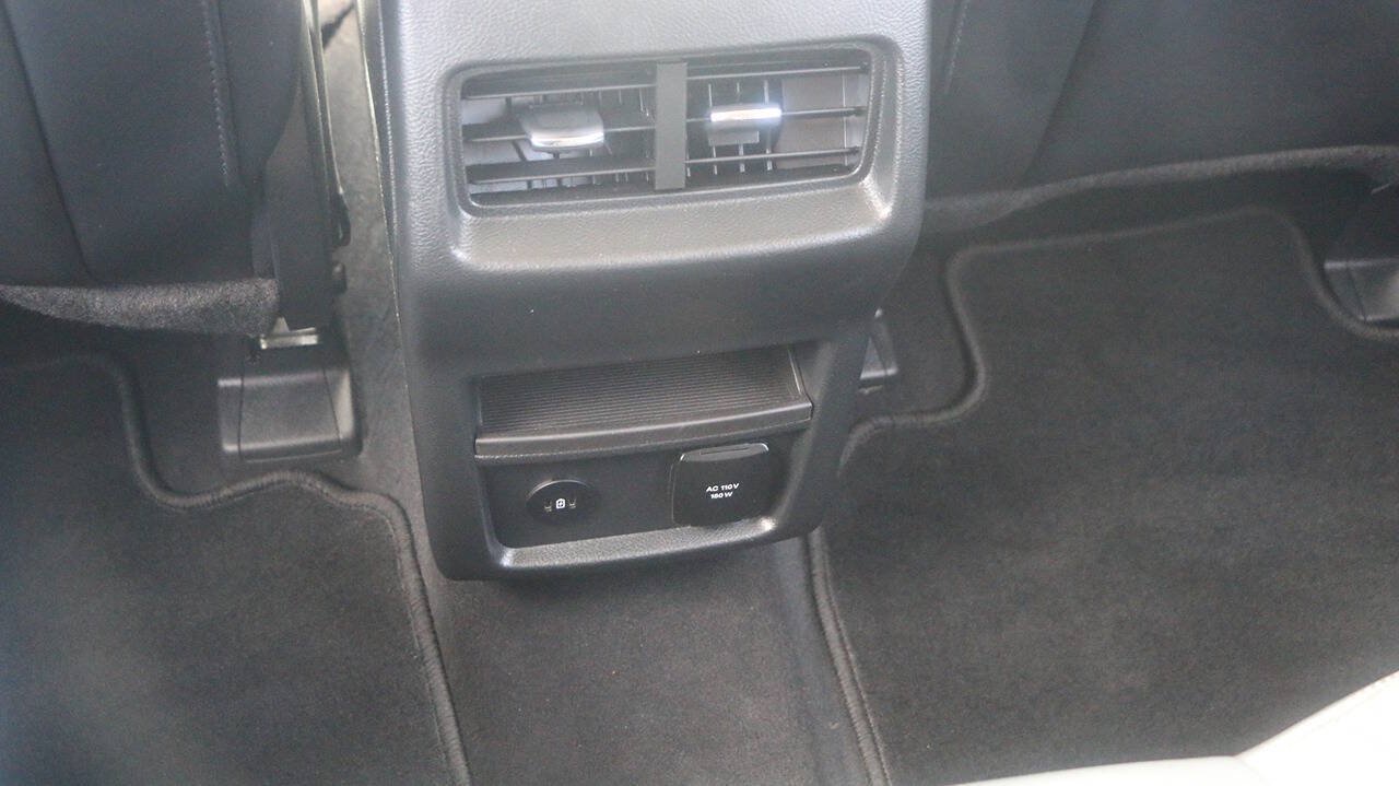 Certified 2024 Ford Edge SEL w/ Convenience Package AWD/4WD image 15