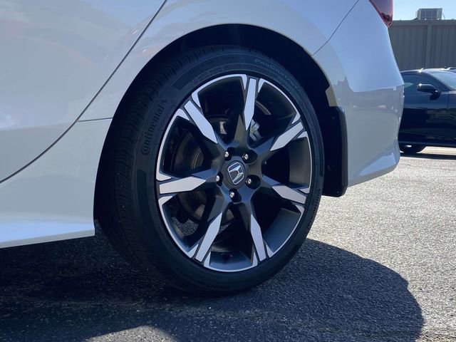 Used 2025 Honda Civic Sport image 11