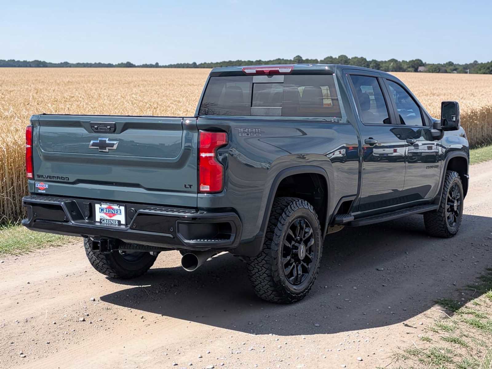 Used 2025 Chevrolet Silverado 2500 LT w/ Trail Boss Package image 4