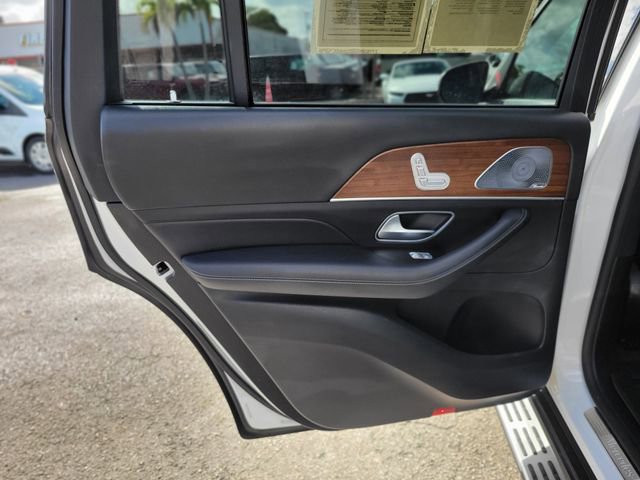 Used 2021 Mercedes-Benz GLS 450 4MATIC image 14