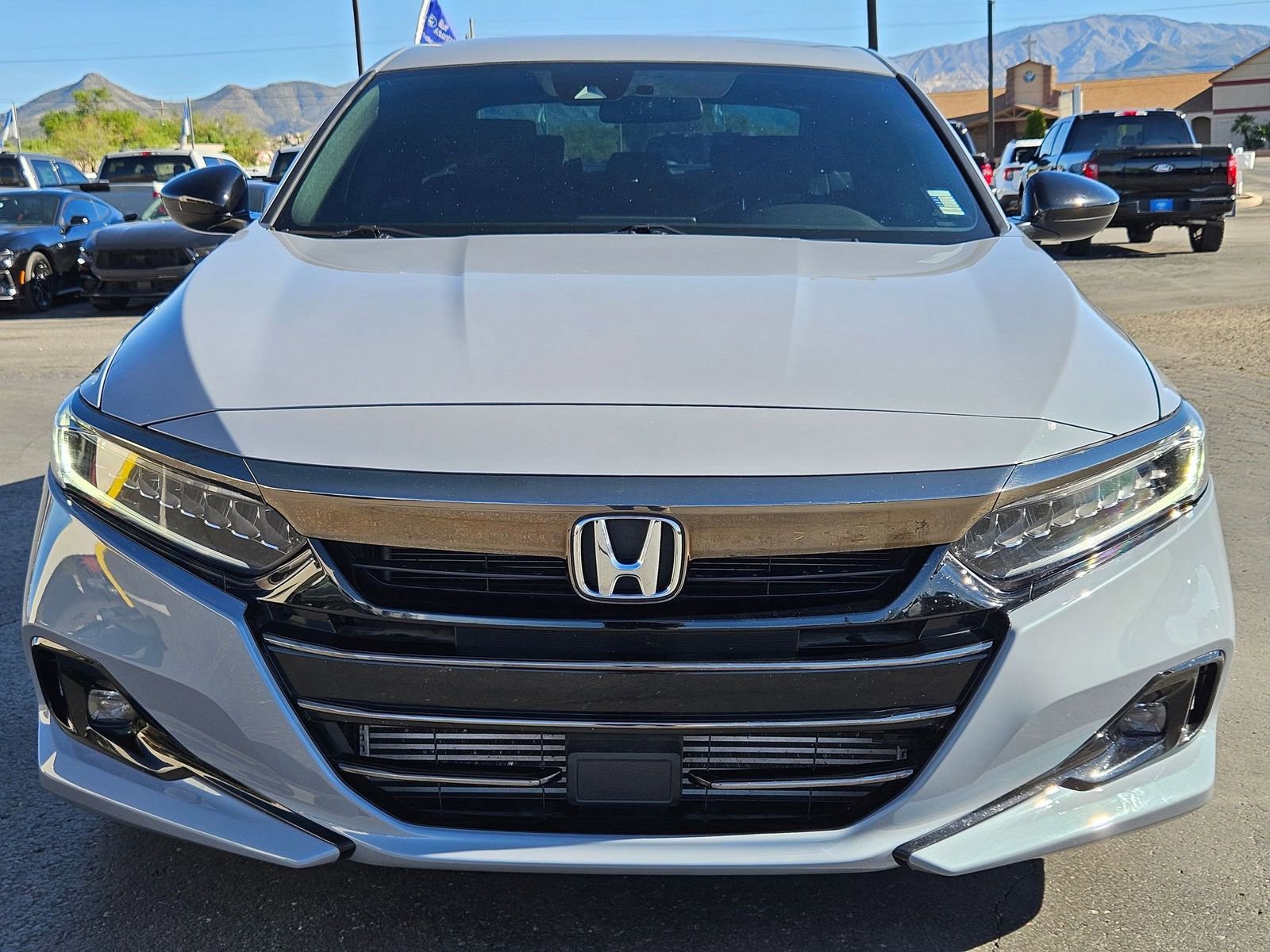 Used 2022 Honda Accord Sport image 2