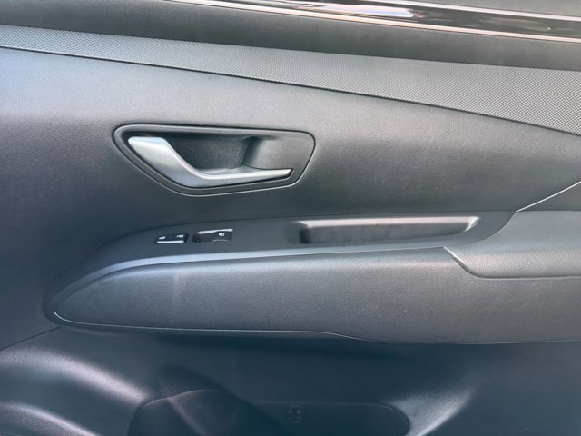 Used 2022 Hyundai Santa Cruz SEL Premium AWD/4WD image 16