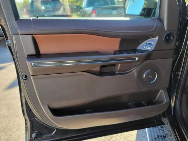 Certified 2022 Ford Expedition Max King Ranch image 14