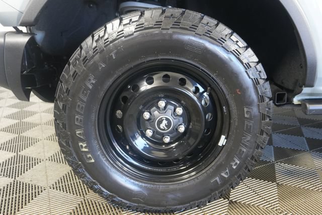 Certified 2023 Ford Bronco Black Diamond AWD/4WD image 9
