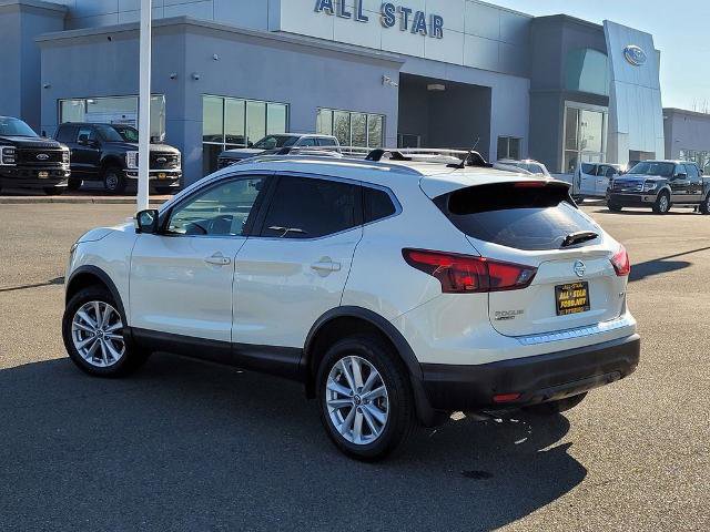 Used 2019 Nissan Rogue Sport SV w/ Technology Package image 3