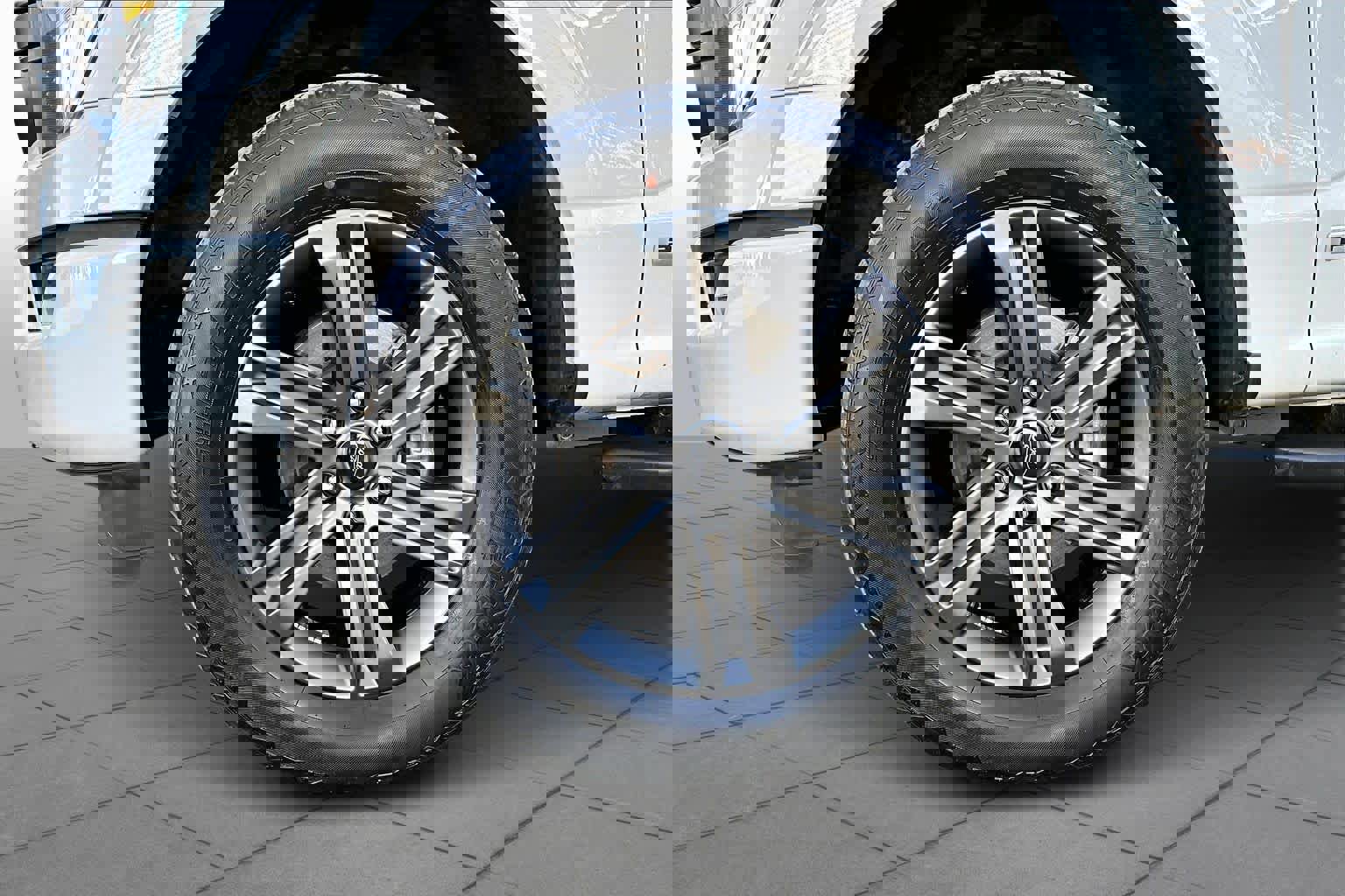 Certified 2023 Ford F150 XLT w/ Equipment Group 302A High image 14