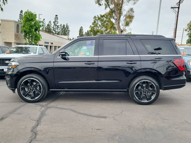 Certified 2022 Ford Expedition Limited image 2