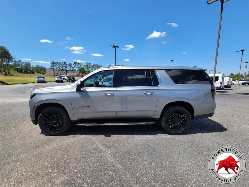 Used 2025 Chevrolet Suburban LS image 2