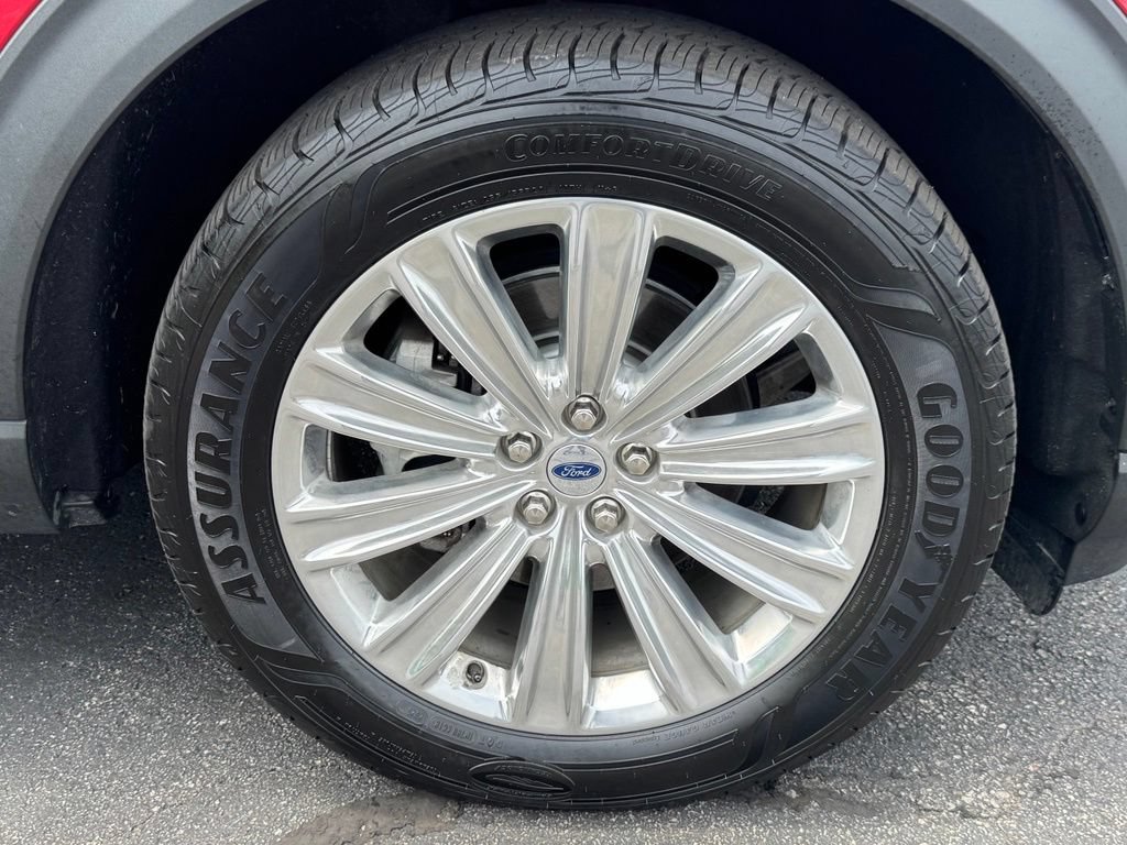 Certified 2021 Ford Explorer Limited w/ Equipment Group 301A AWD/4WD image 58
