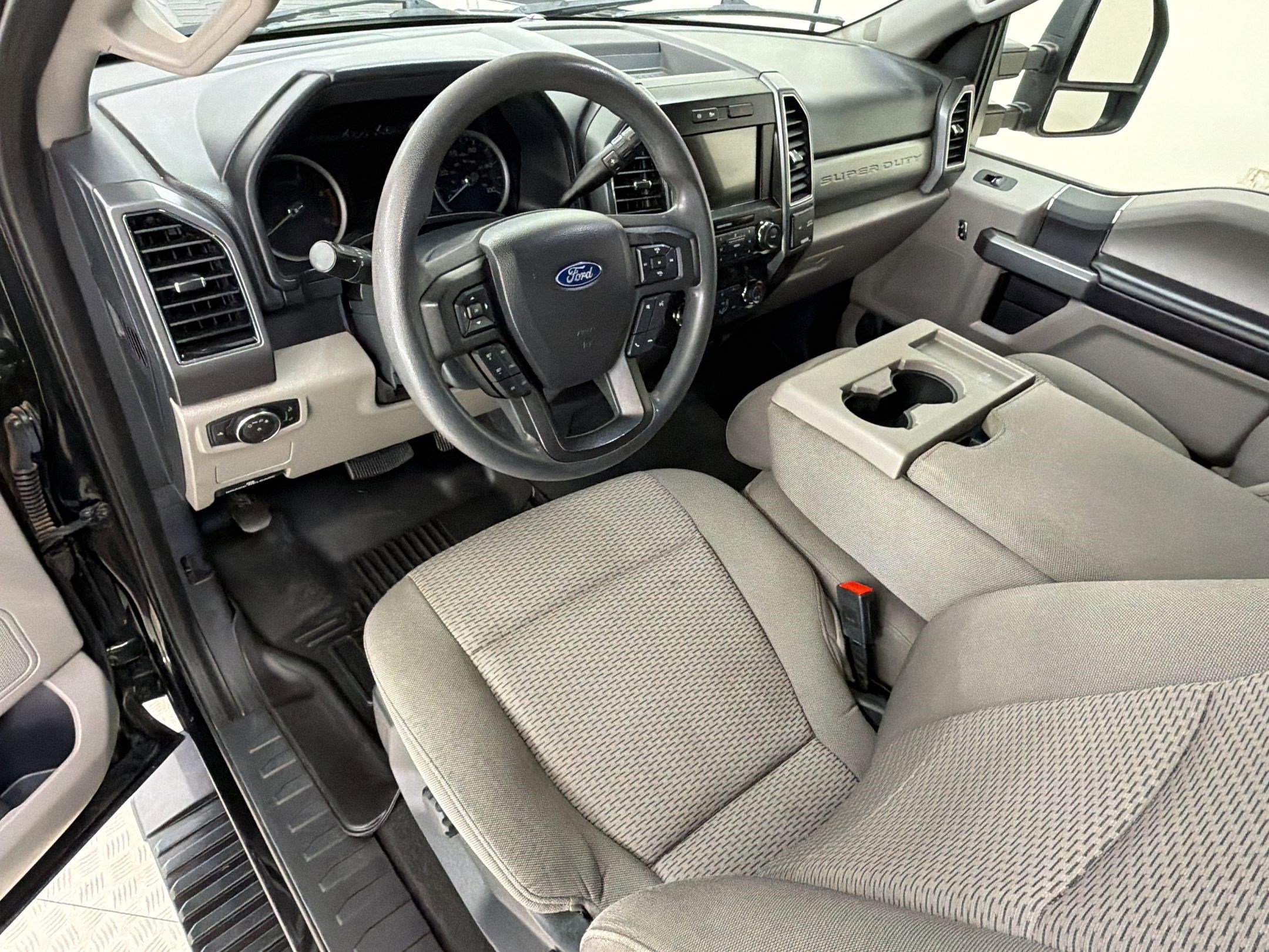Certified 2022 Ford F250 XLT AWD/4WD image 4