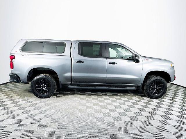 Used 2021 Chevrolet Silverado 1500 LT Trail Boss w/ LPO, Dark Essentials Package AWD/4WD image 8