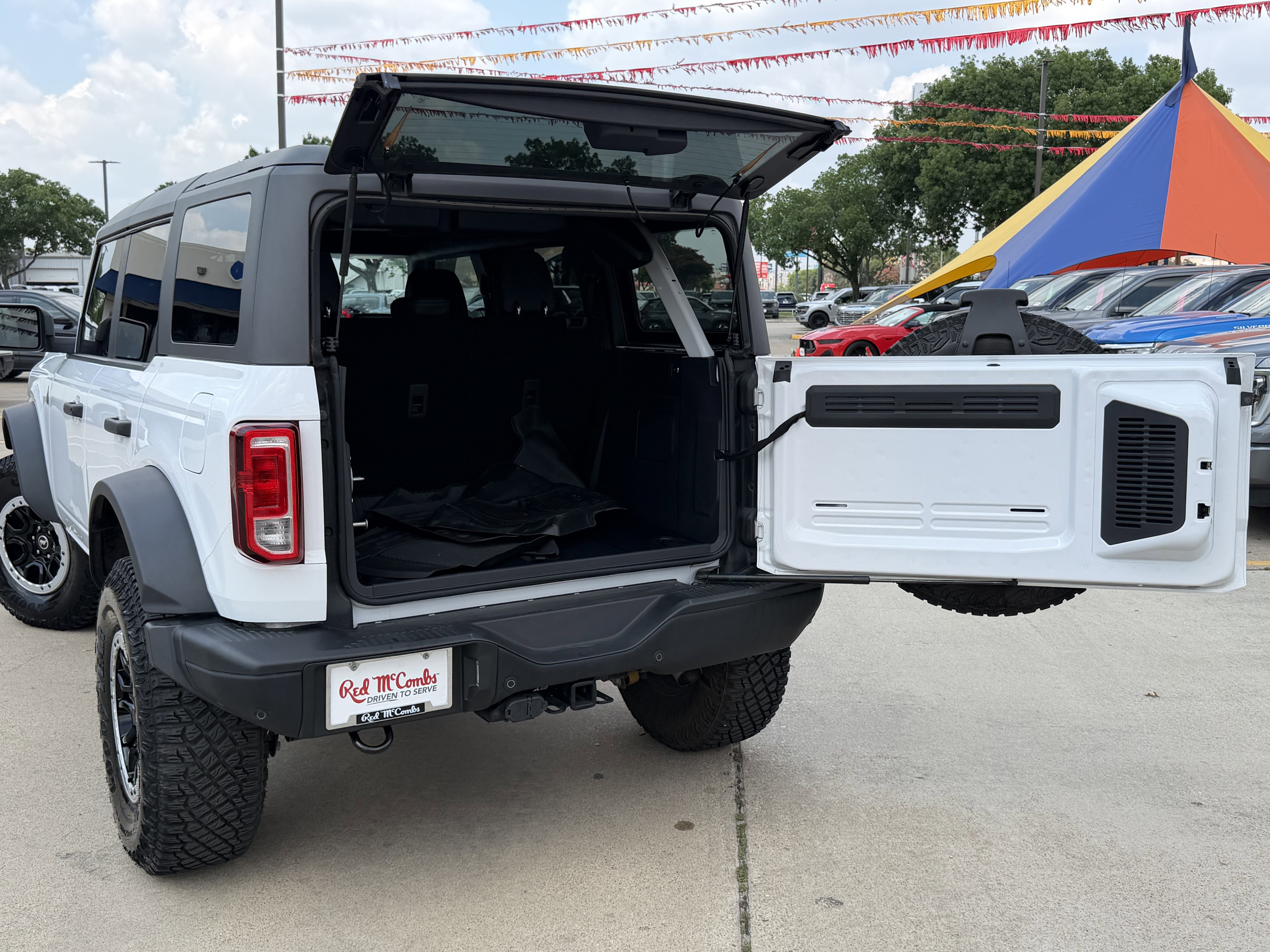 Certified 2024 Ford Bronco Black Diamond w/ Sasquatch Package AWD/4WD image 7