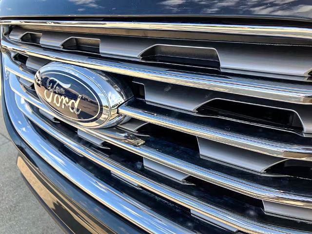 Certified 2024 Ford Edge Titanium AWD/4WD image 11