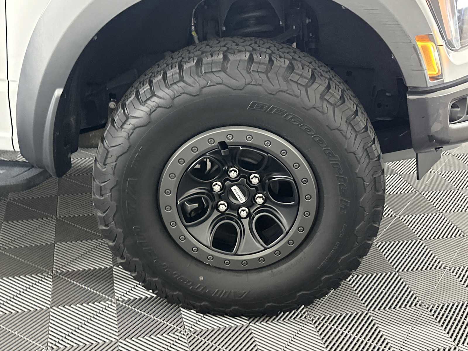 Certified 2022 Ford F150 Raptor w/ Equipment Group 801A High image 12