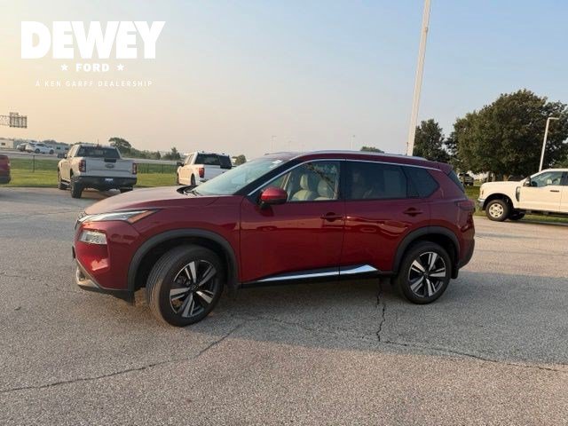 Used 2023 Nissan Rogue SL AWD/4WD image 7