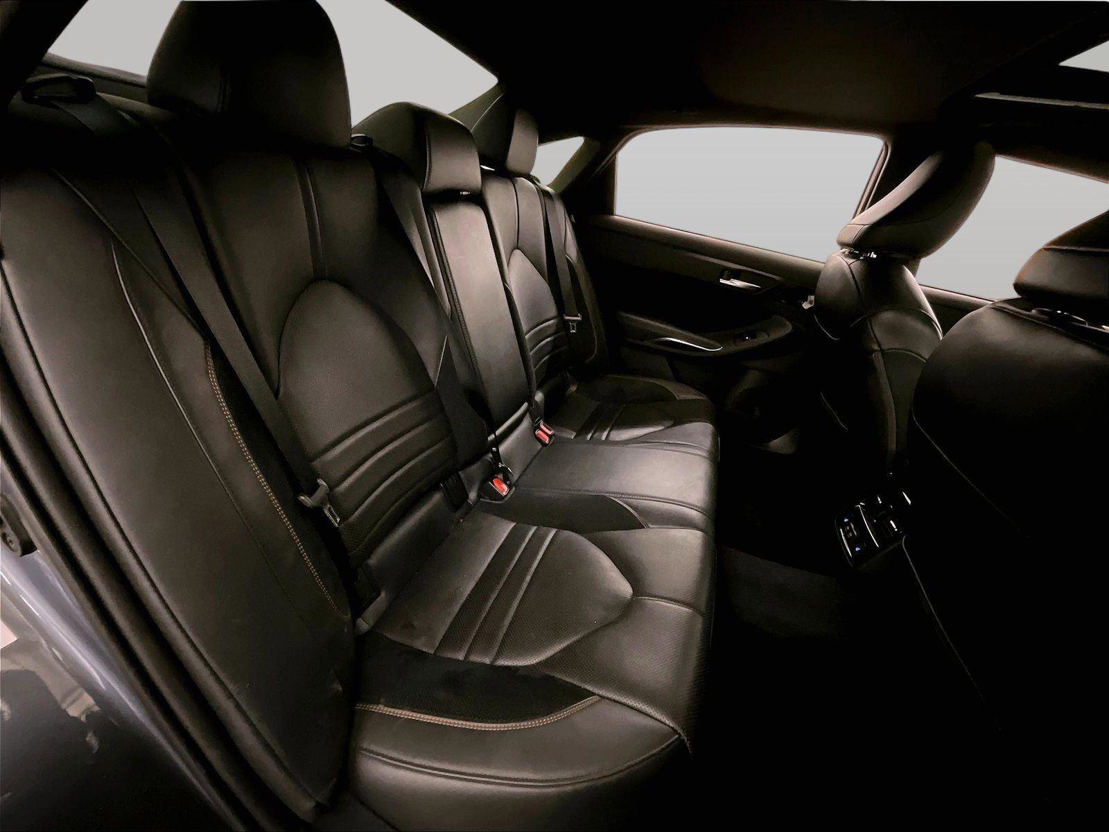 Used 2019 Toyota Avalon Touring w/ Advanced Safety Package FWD image 26