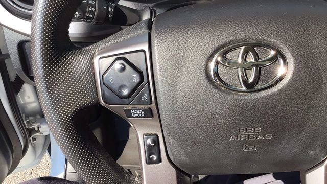 Used 2023 Toyota Tacoma SR5 image 21