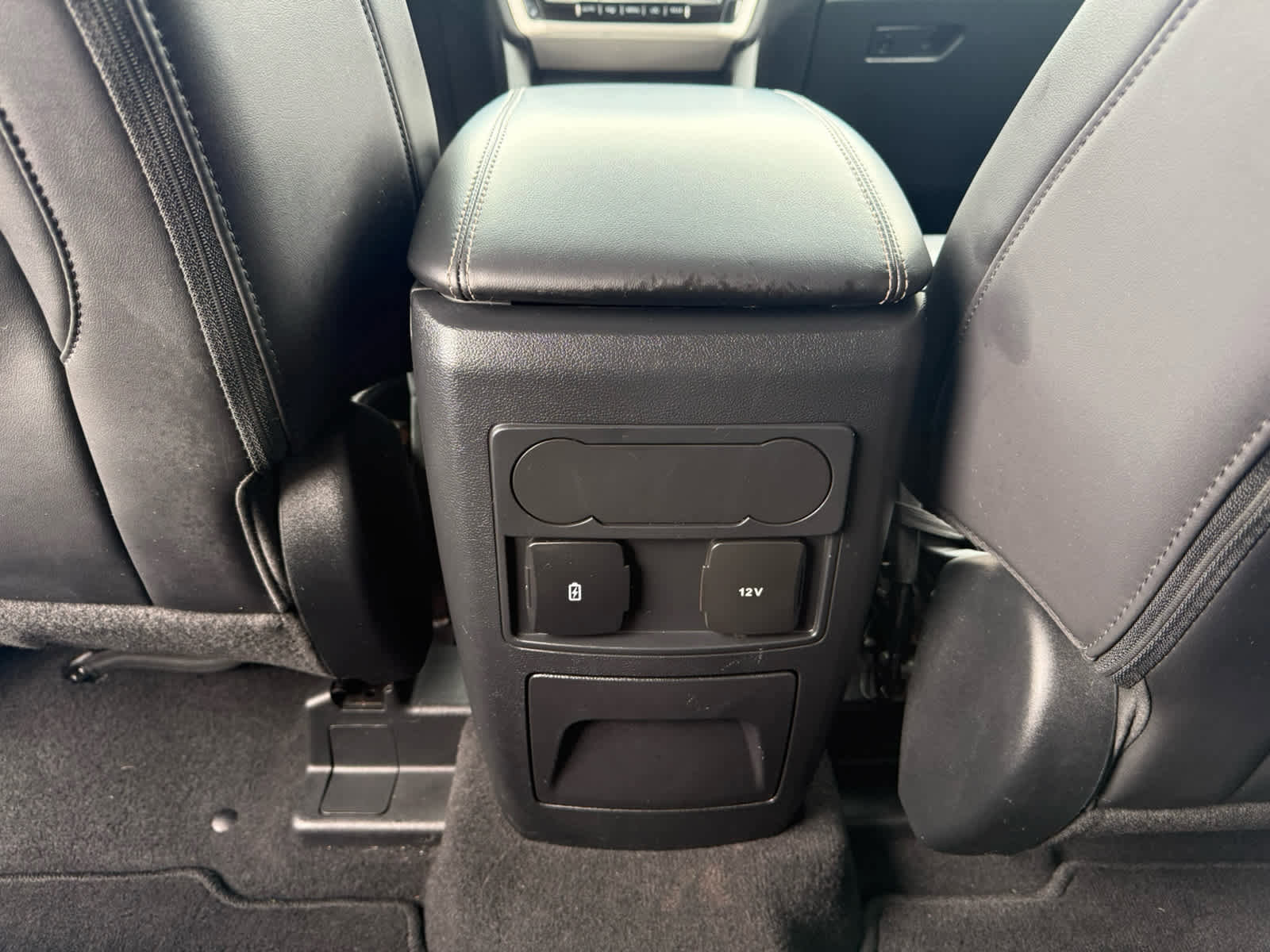 Certified 2023 Ford Explorer XLT w/ Equipment Group 202A image 21