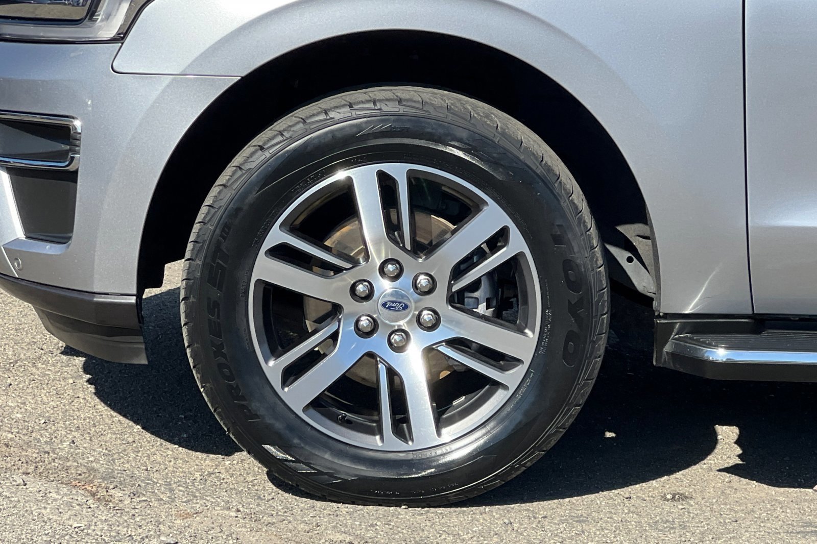 Certified 2023 Ford Expedition Limited image 29