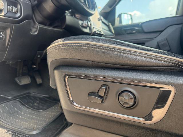 Used 2022 RAM 1500 Limited w/ Body Color Bumper Group AWD/4WD image 19