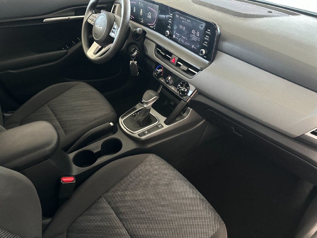 Used 2024 Kia Seltos LX AWD/4WD image 15