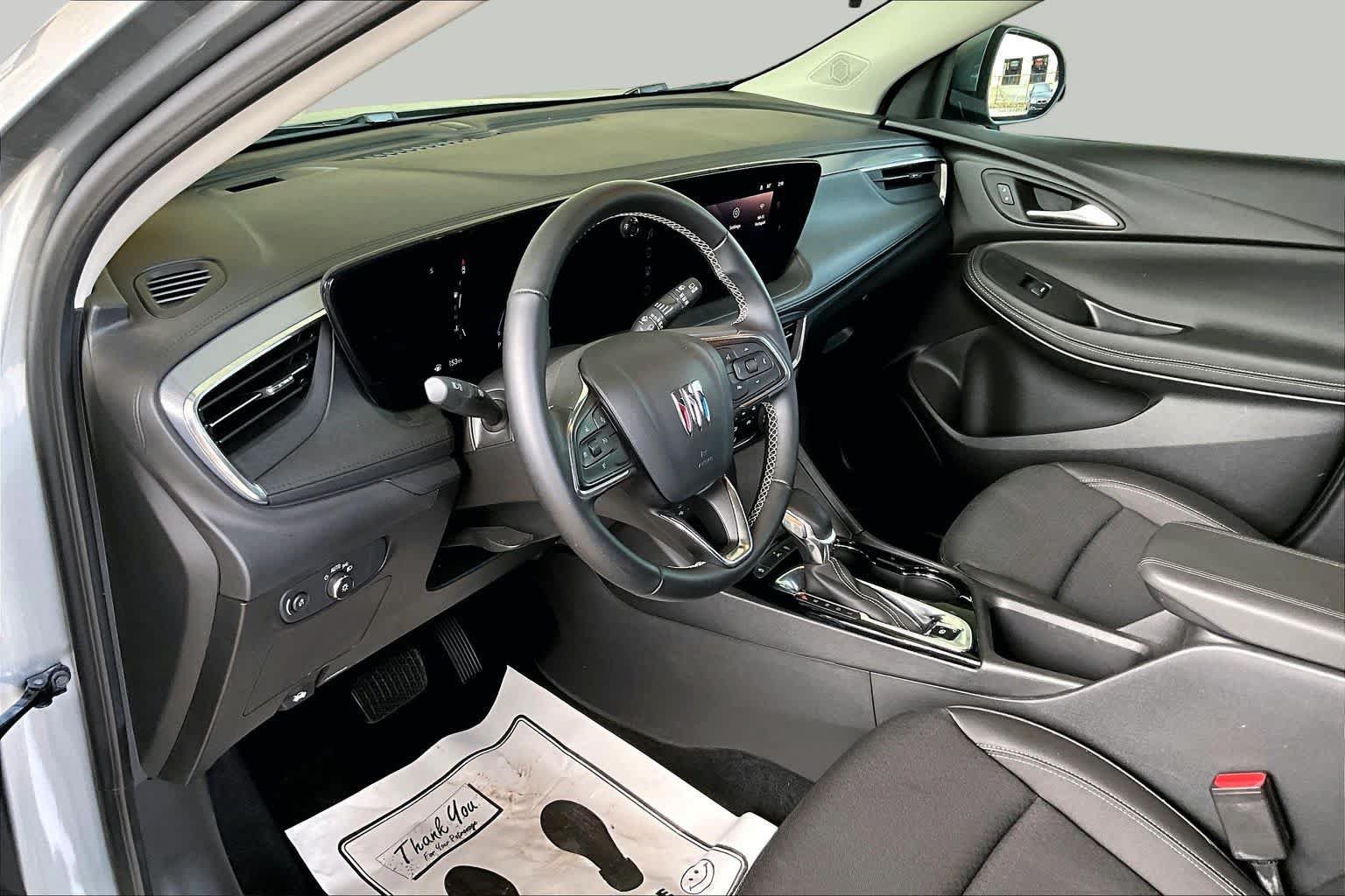 Used 2024 Buick Encore GX Preferred FWD image 17