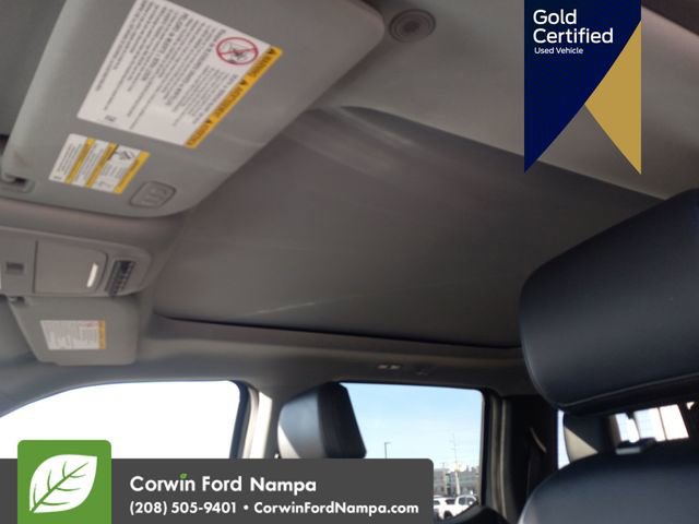 Certified 2025 Ford F350 Lariat w/ Black Appearance Package image 25