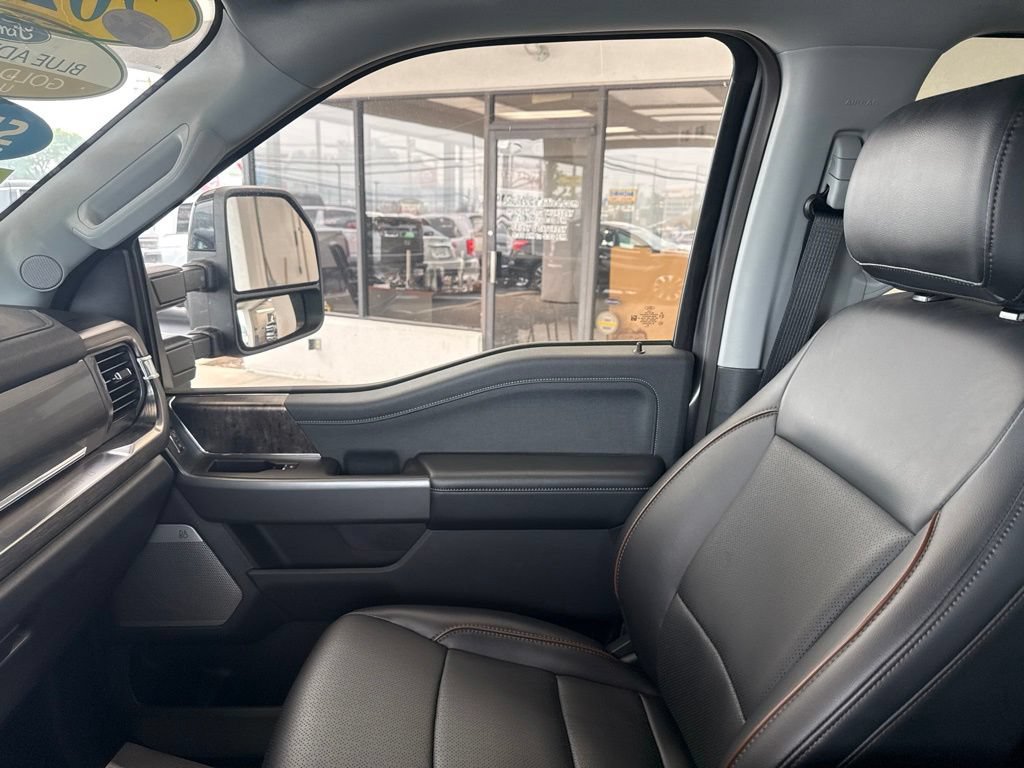 Certified 2025 Ford F350 Lariat w/ Lariat Ultimate Package AWD/4WD image 23