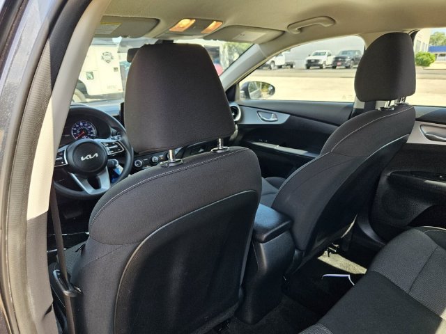 Used 2024 Kia Forte LXS FWD image 19