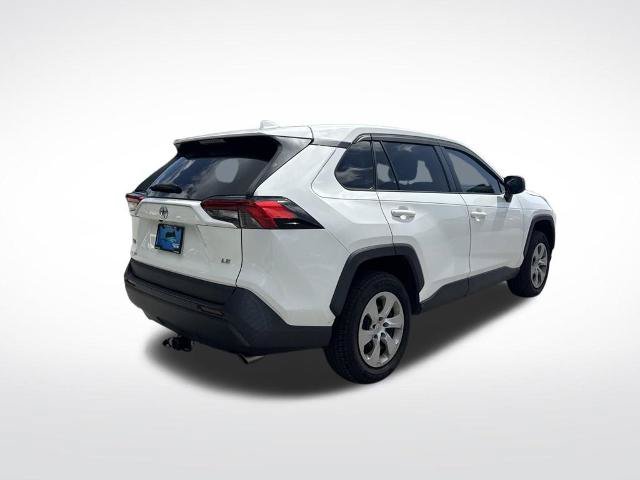 Used 2022 Toyota RAV4 LE FWD image 5